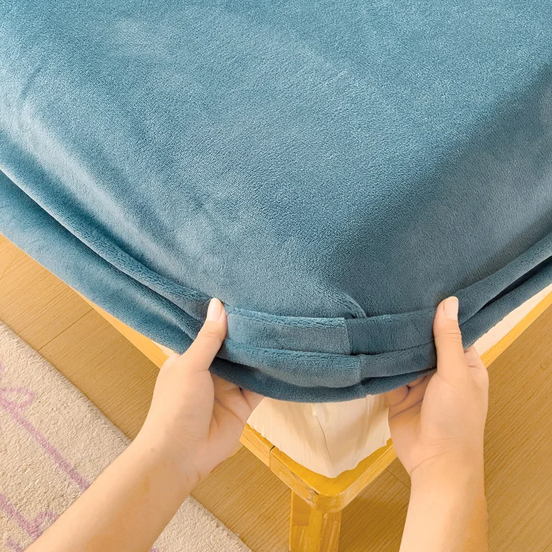 Bed Mattress Cover Warm Velvet — Fitted Bed Sheet, 360° Elastic Band Bed Mattress Cover Warm Velvet Fitted Bed Sheet